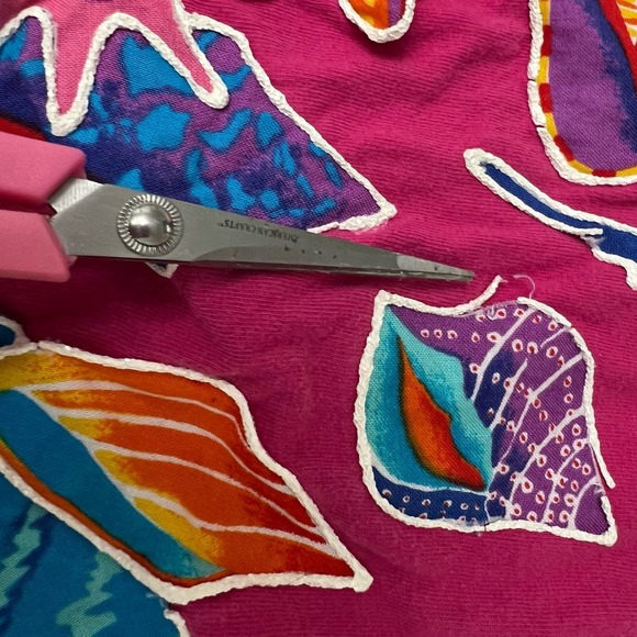 Vintage Women's Tank Top with Seashells - Picture 5 of 10